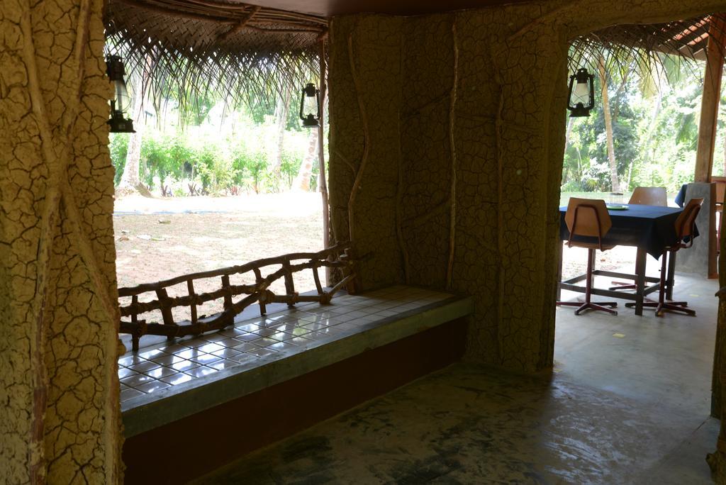 Jungle Beach Hostel Унаватуна Экстерьер фото